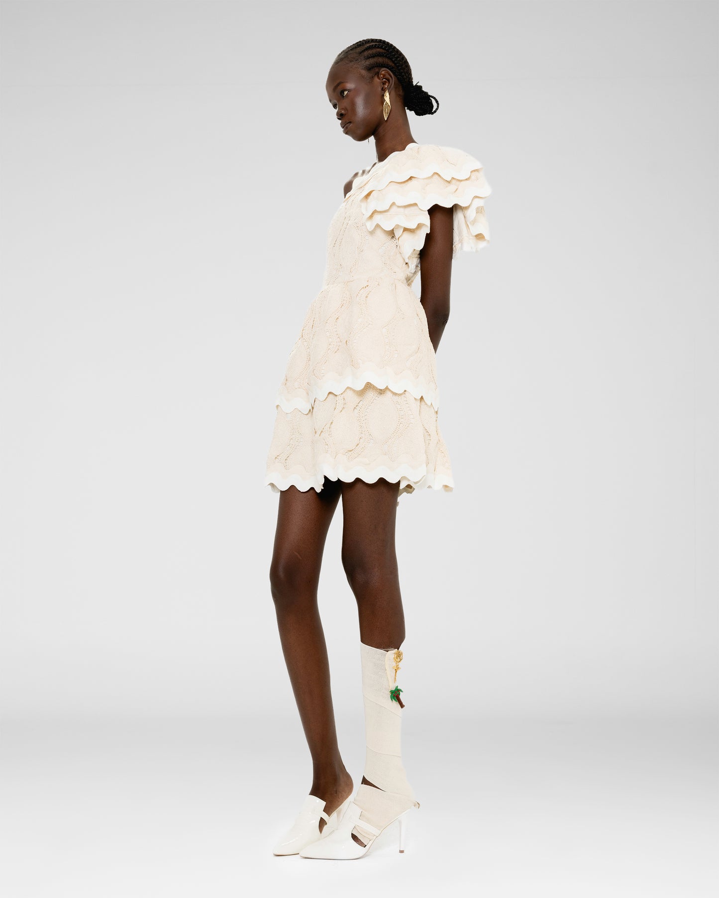 Scalloped One-Shoulder Lace Dress