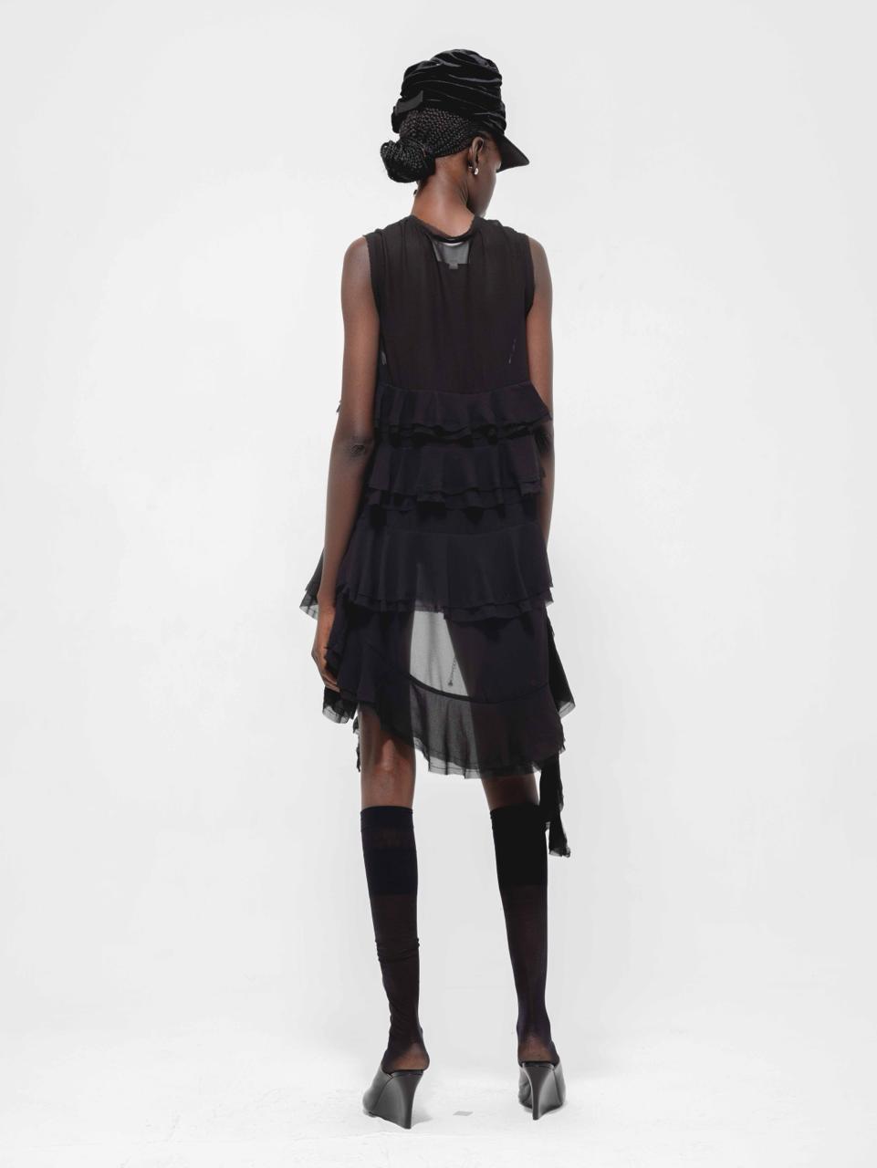 Asymmetric Ruffle Layer