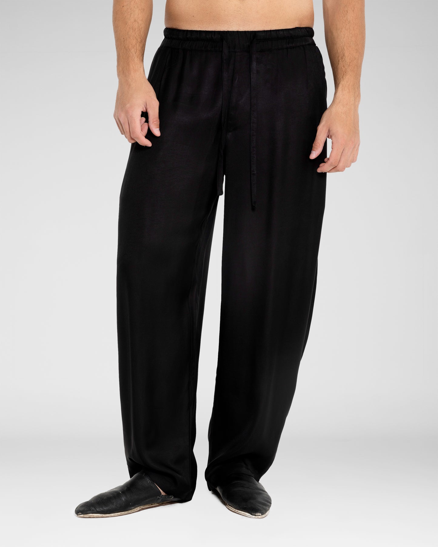 Noir Flow Pants
