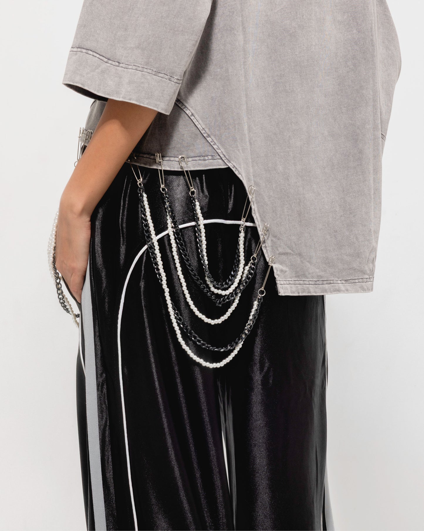 Asymmetric Chain Tee