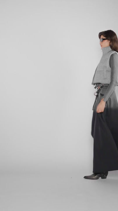 Ribline Zip Knit Top